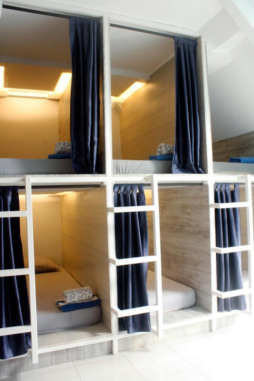 The Attic Bed & Breakfast บันดุง ภายนอก รูปภาพ